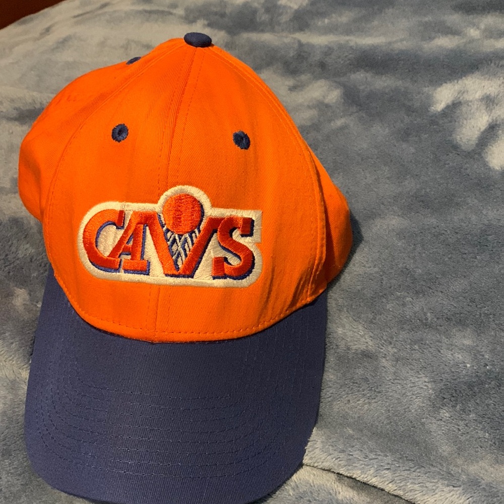 One Size Old School Cleveland Cavaliers hat